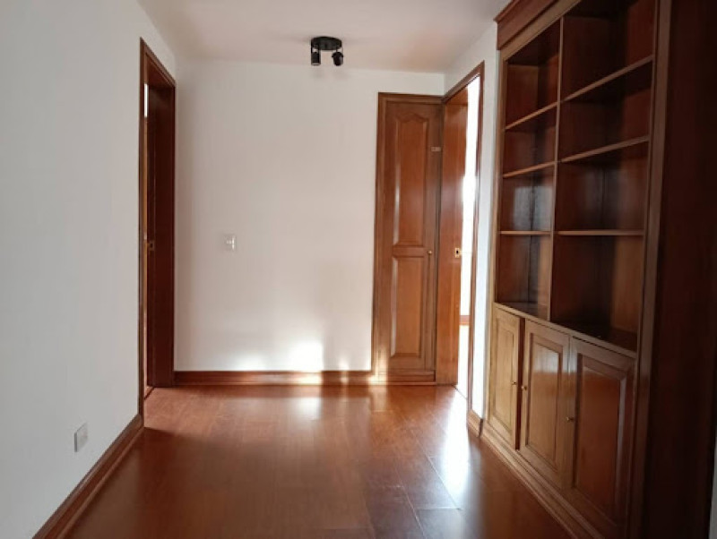Apartamento En Arriendo - La Carolina, Bogotá