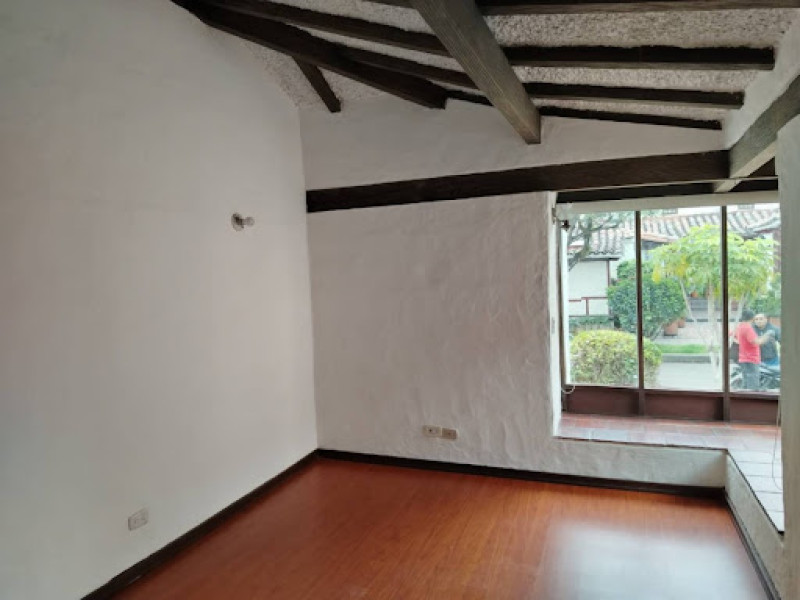 Casa - Apartamento(S) En Arriendo - Niza Ix, Bogotá