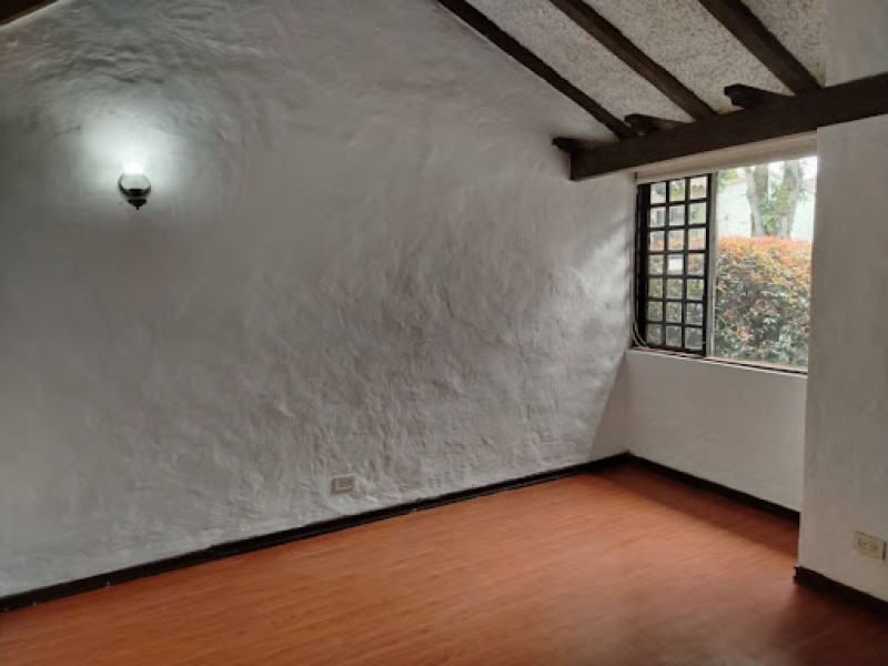 Casa - Apartamento(S) En Arriendo - Niza Ix, Bogotá