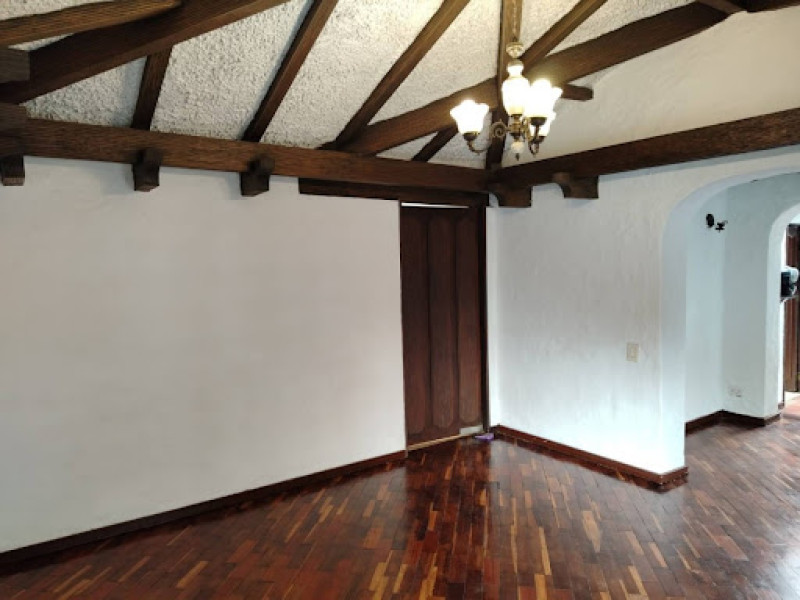 Casa - Apartamento(S) En Arriendo - Niza Ix, Bogotá