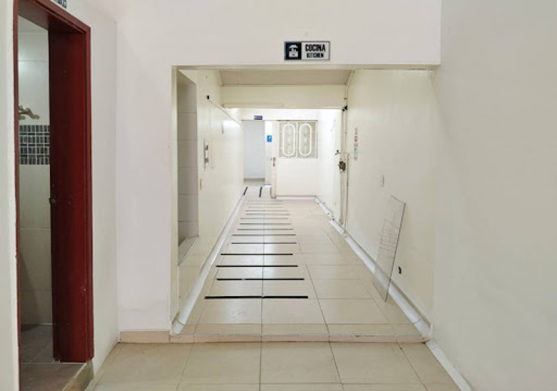 Local En Arriendo - Modelia Occidental, Bogotá