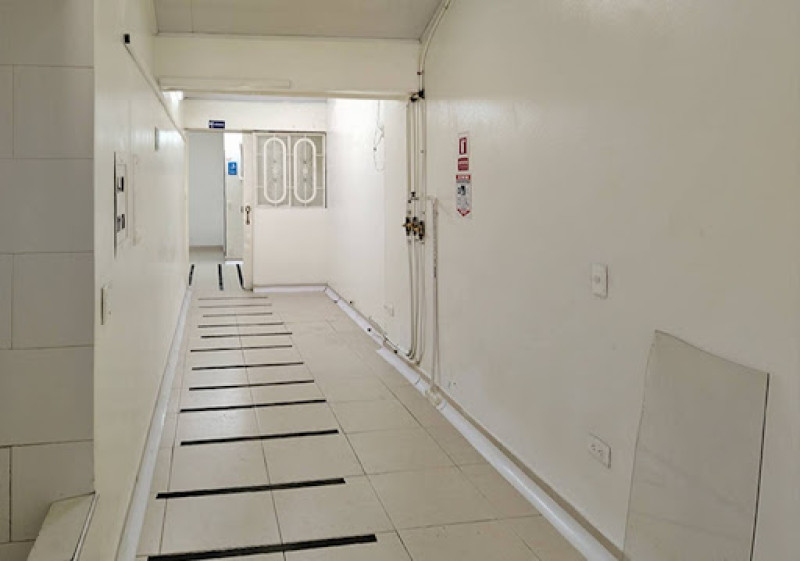 Local En Arriendo - Modelia Occidental, Bogotá