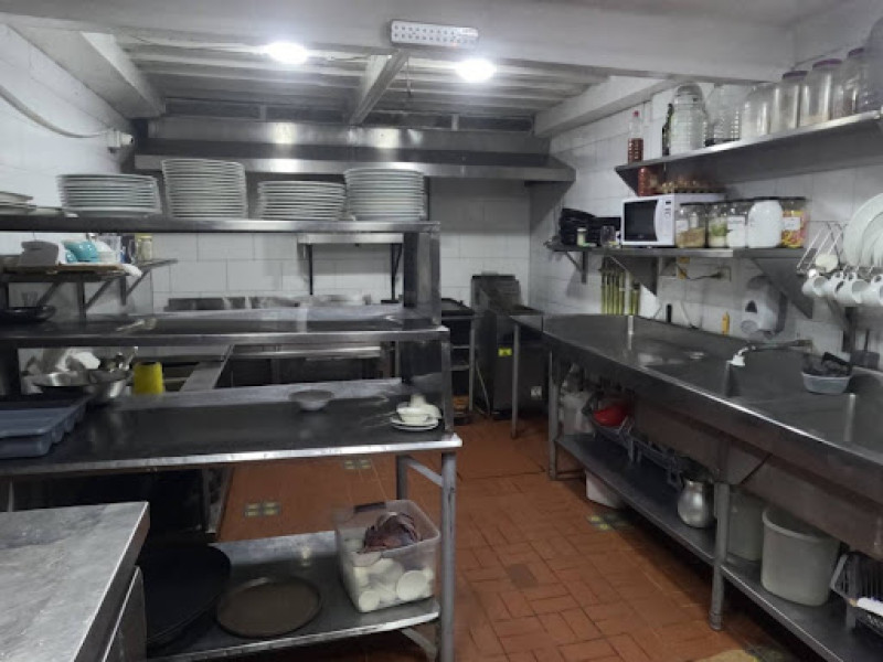 Comercial (Casa Para Comercio) En Arriendo - El Refugio, Bogotá