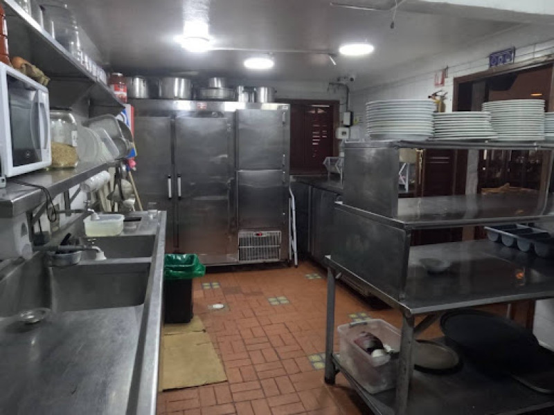 Comercial (Casa Para Comercio) En Arriendo - El Refugio, Bogotá