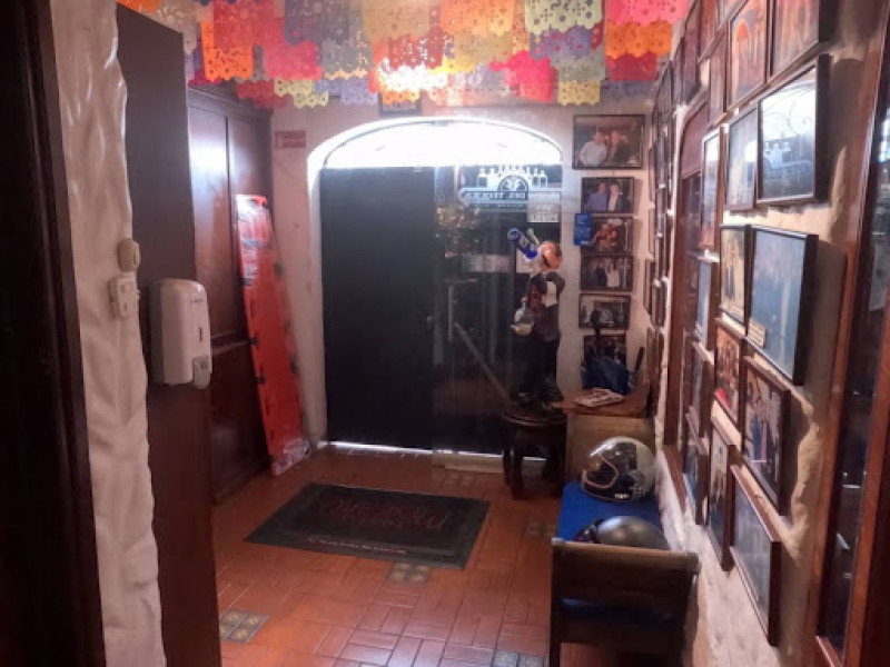 Comercial (Casa Para Comercio) En Arriendo - El Refugio, Bogotá
