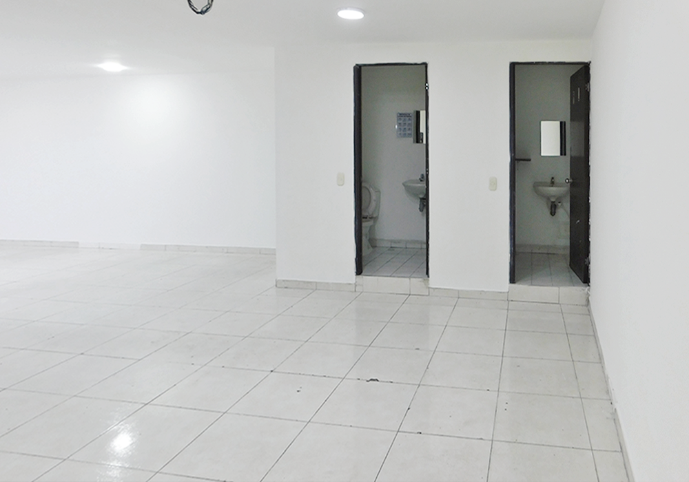 Local En Arriendo - Santa Isabel, Bogotá