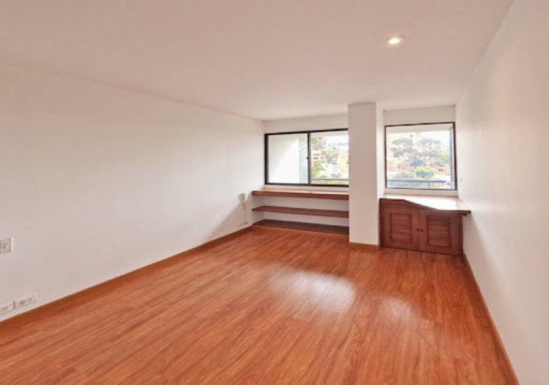 Apartamento En Venta - Los Rosales, Bogotá