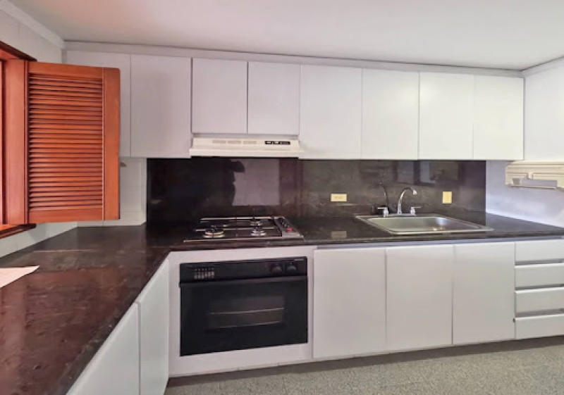 Apartamento En Venta - Los Rosales, Bogotá