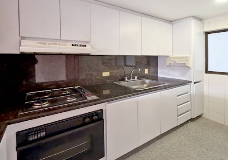 Apartamento En Venta - Los Rosales, Bogotá