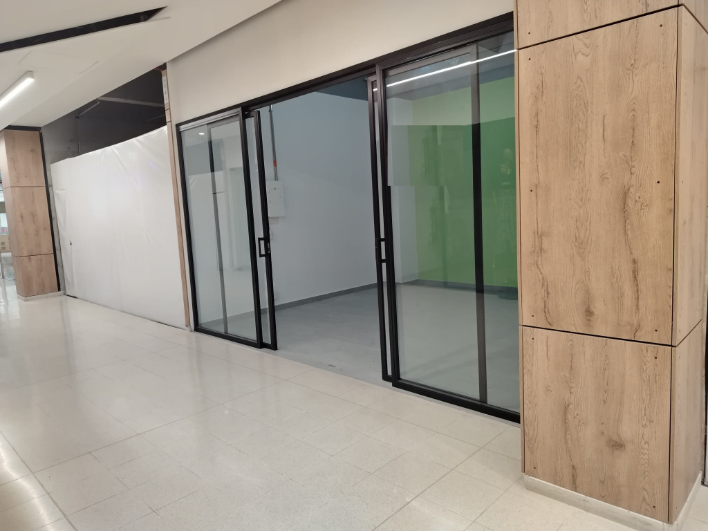 Local En Arriendo - La Calera, La Calera
