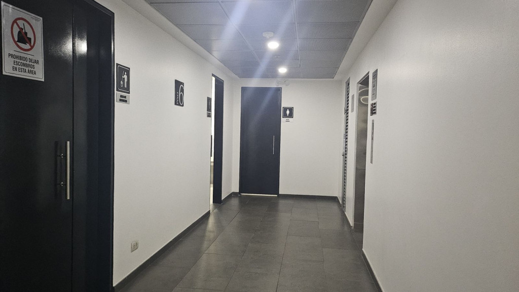 Oficina En Arriendo - Salitre, Bogotá