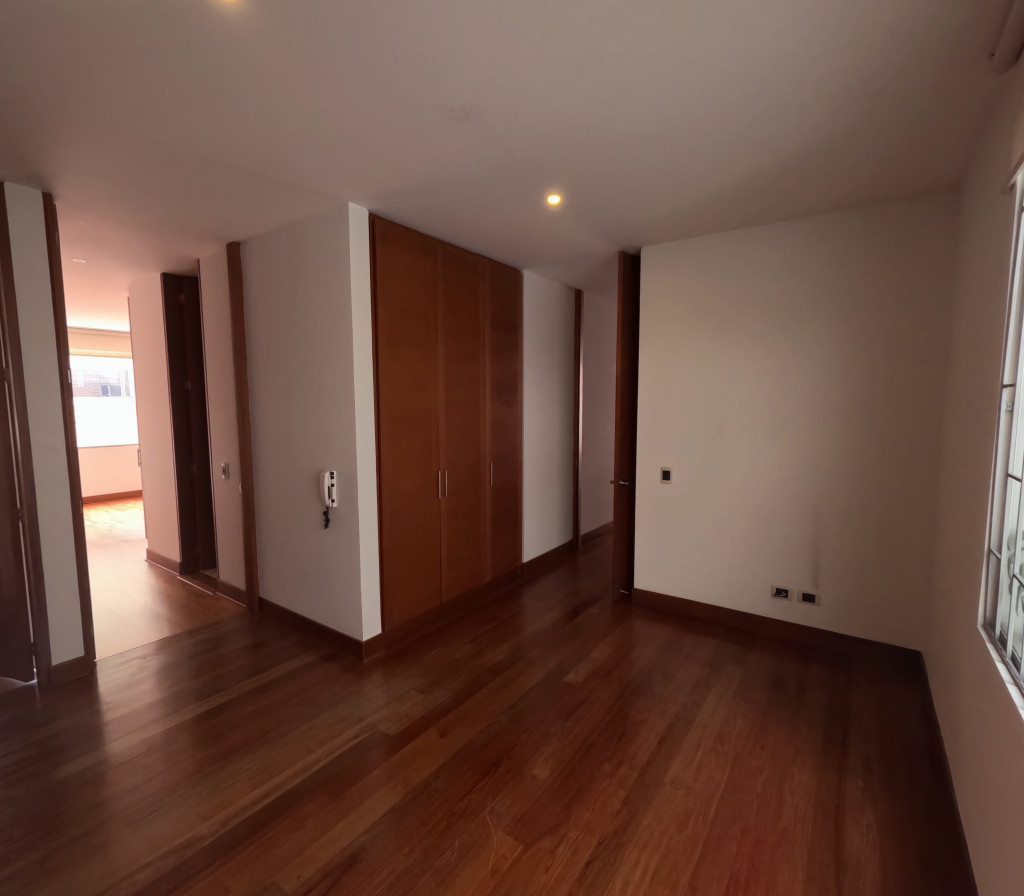 Apartamento En Arriendo - Chicó Reservado, Bogotá