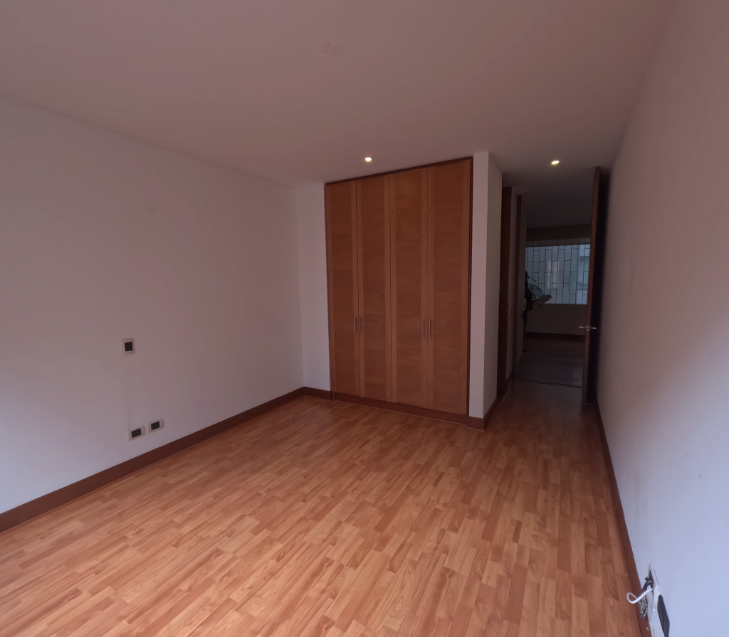 Apartamento En Arriendo - Chicó Reservado, Bogotá