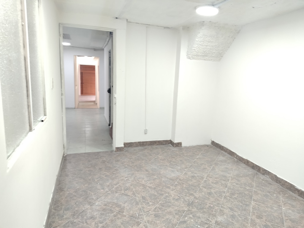 Oficina En Arriendo - Rincon De Venecia, Bogotá