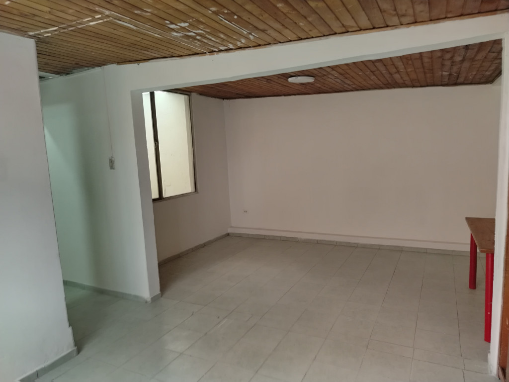Oficina En Arriendo - Rincon De Venecia, Bogotá