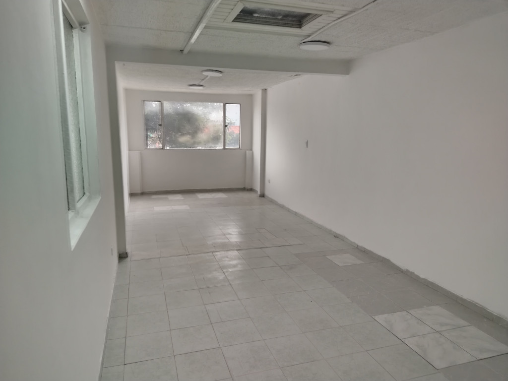 Oficina En Arriendo - Rincon De Venecia, Bogotá