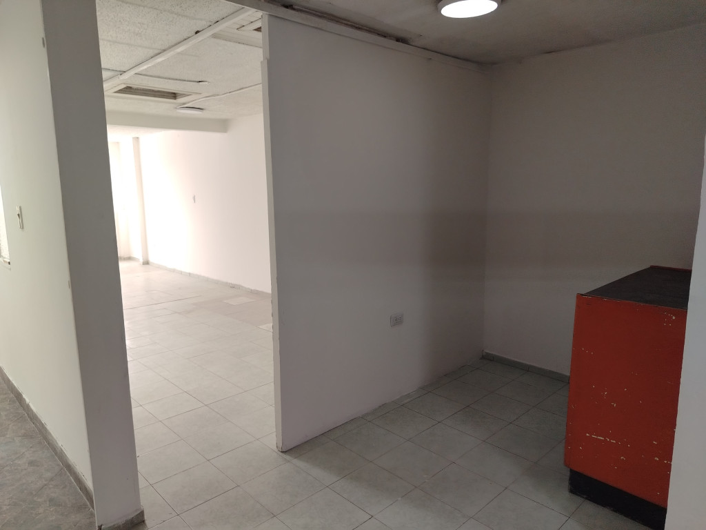 Oficina En Arriendo - Rincon De Venecia, Bogotá