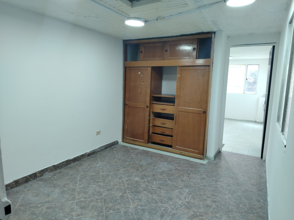 Oficina En Arriendo - Rincon De Venecia, Bogotá