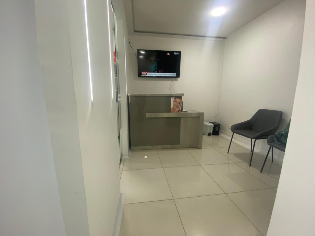 Consultorio EN VENTA EN Bella Suiza, código: 10233810 - 6
