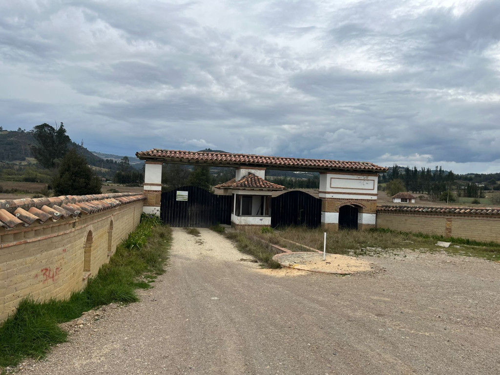 Lote EN VENTA EN ., código: 10279572 - 16
