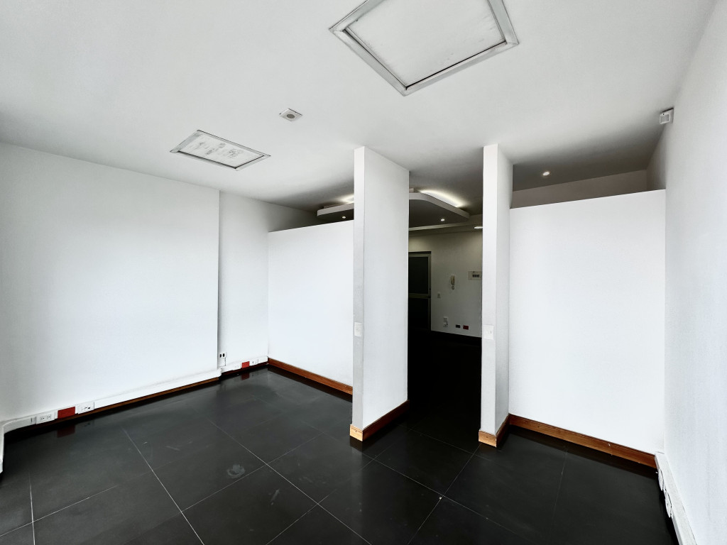Oficina EN VENTA EN Colina Campestre I Y II  Etapa, código: 10299739 - 4