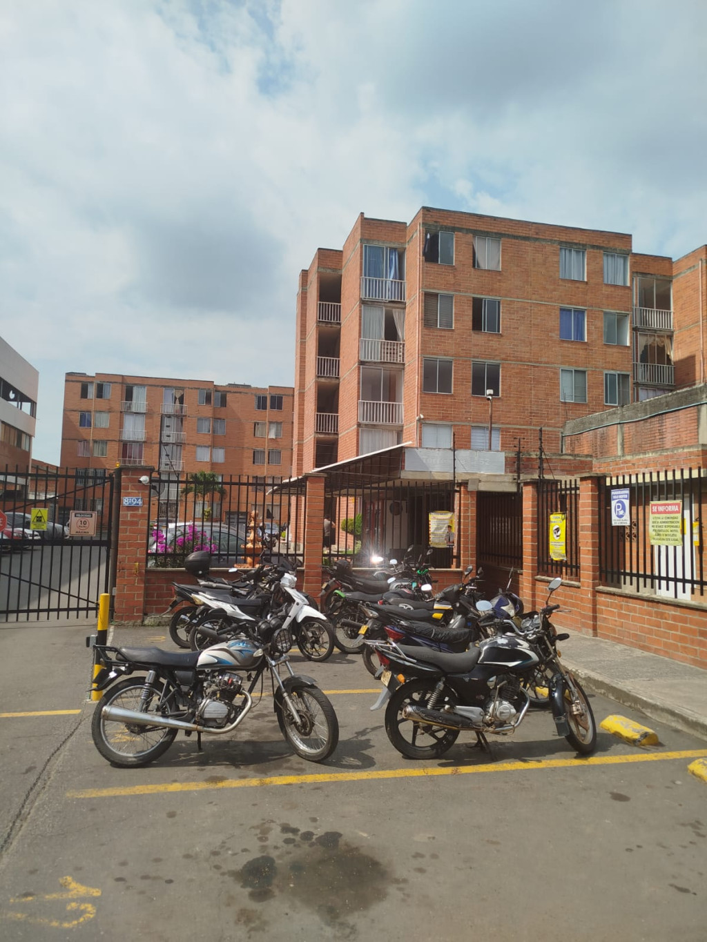 APARTAMENTO Calle 52 #8 N -94, Flora Industrial, Cali