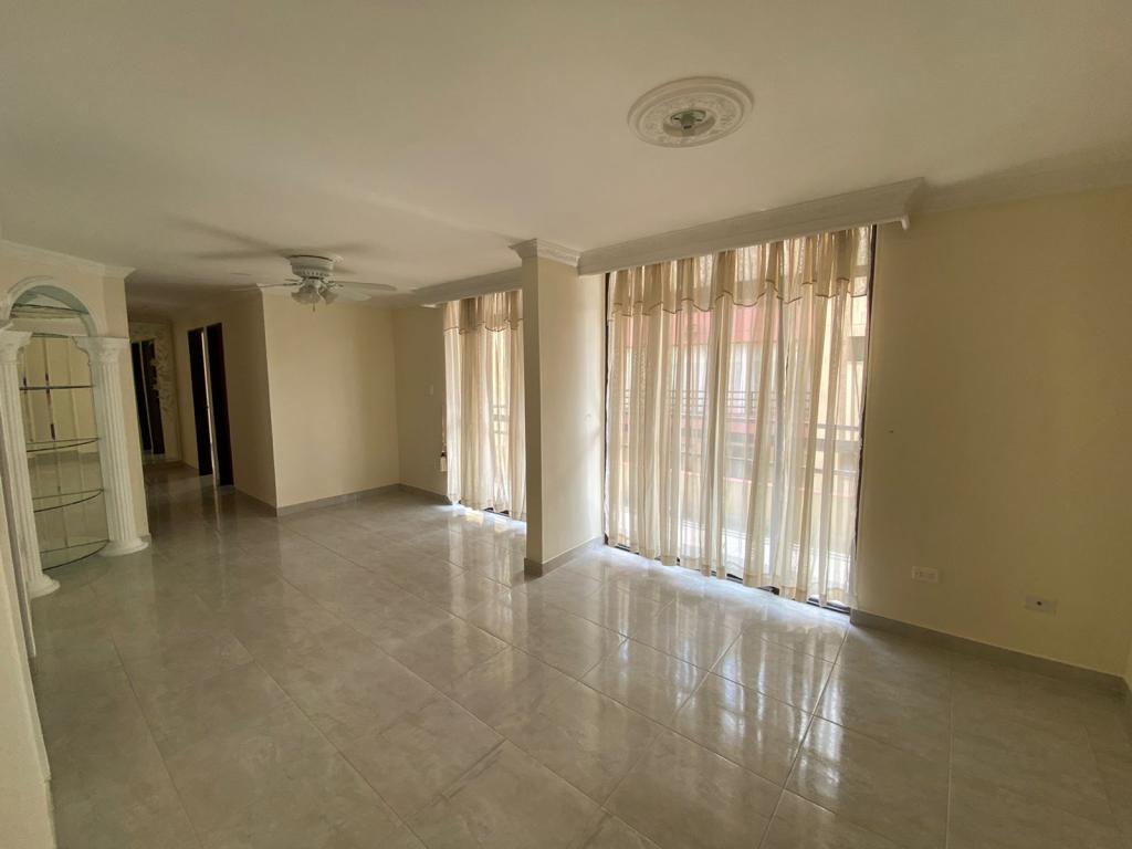 APARTAMENTO Calle 13 B #37 -86, El Dorado, Cali