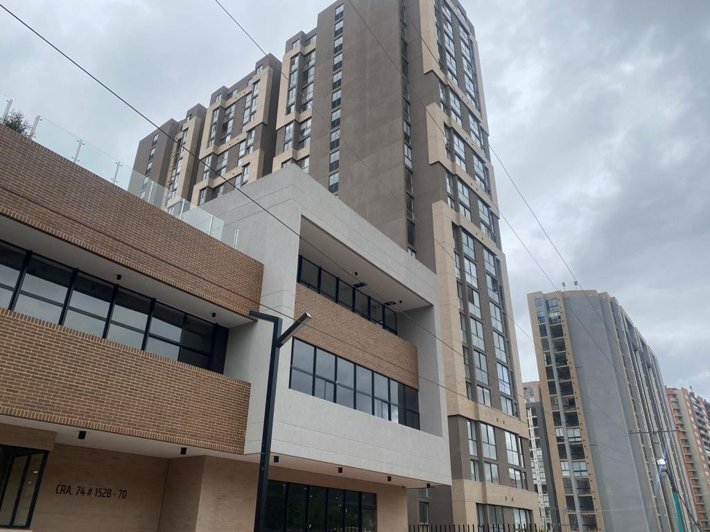 APARTAMENTO CARRERA 74 #152 -70, La Colina Campestre, Bogotá