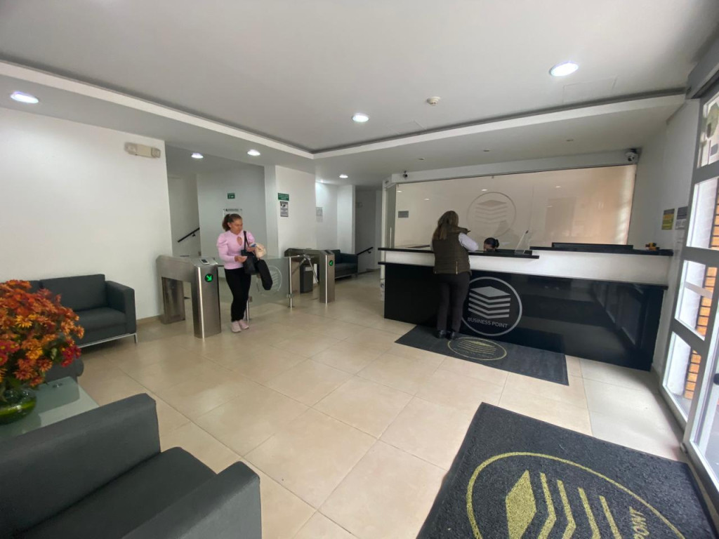 Oficina en arriendo, código 95016