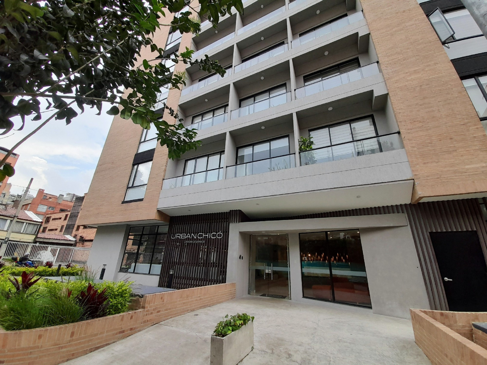 Apartaestudio en arriendo, código 95081