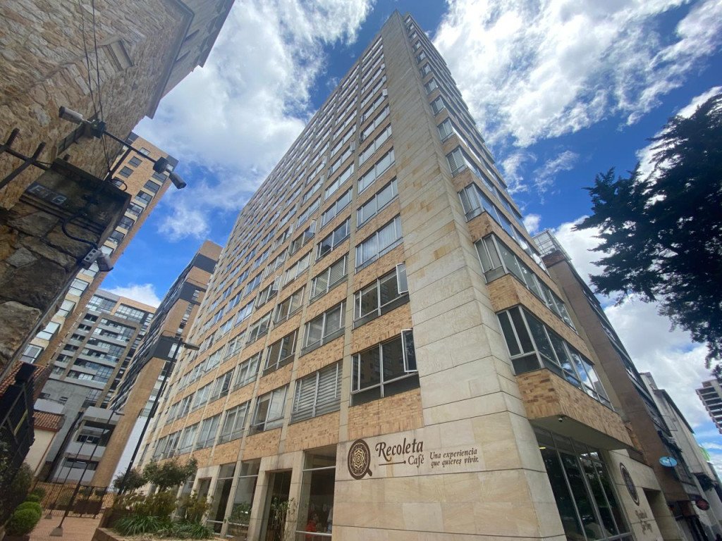 Apartaestudio en venta, código 95120