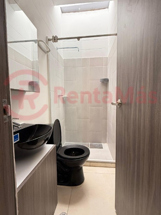 Casa EN VENTA EN LOS PATIOS - LA FLORESTA - CONJUNTO MONTEALINA, código: 10312374 - 10