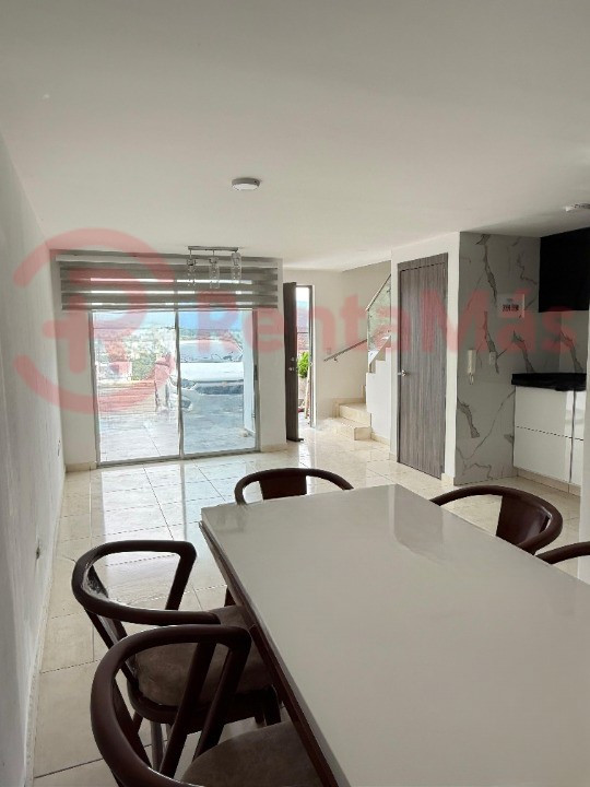 Casa EN VENTA EN LOS PATIOS - LA FLORESTA - CONJUNTO MONTEALINA, código: 10312374 - 2