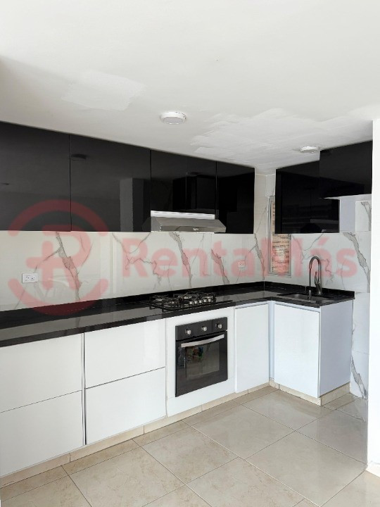 Casa EN VENTA EN LOS PATIOS - LA FLORESTA - CONJUNTO MONTEALINA, código: 10312374 - 3