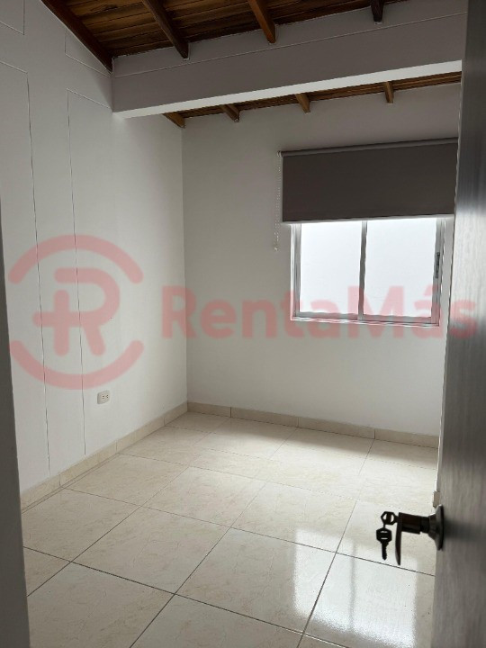 Casa EN VENTA EN LOS PATIOS - LA FLORESTA - CONJUNTO MONTEALINA, código: 10312374 - 6