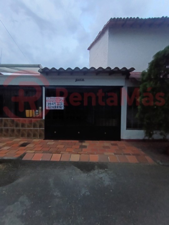 CASA NIZA - AV. 16 BE # 18AN-19, NIZA, Cúcuta
