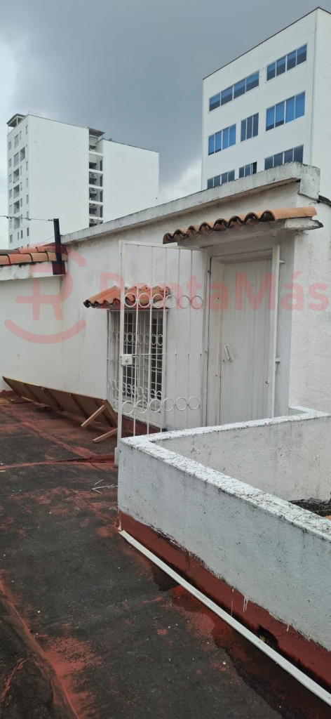 APARTAESTUDIO CALLE 15 #2E-100 CAOBOS, Caobos, Cúcuta