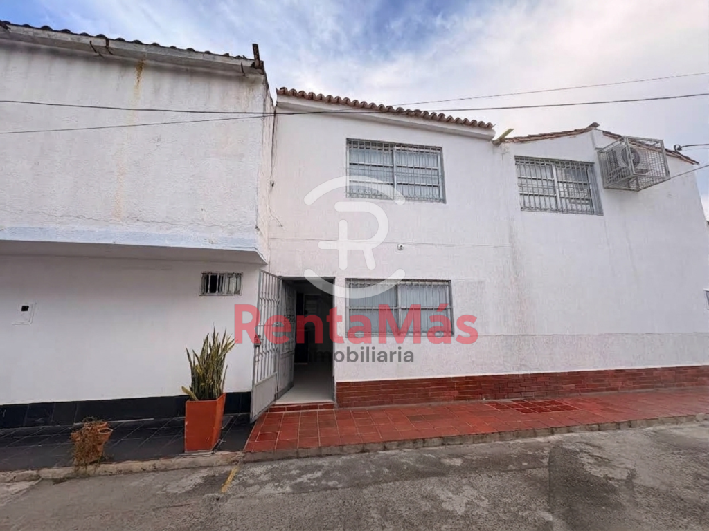 APARTAESTUDIO CLL 11A #1-32, LA PLAYA, PASAJE CURAZAO, Cúcuta