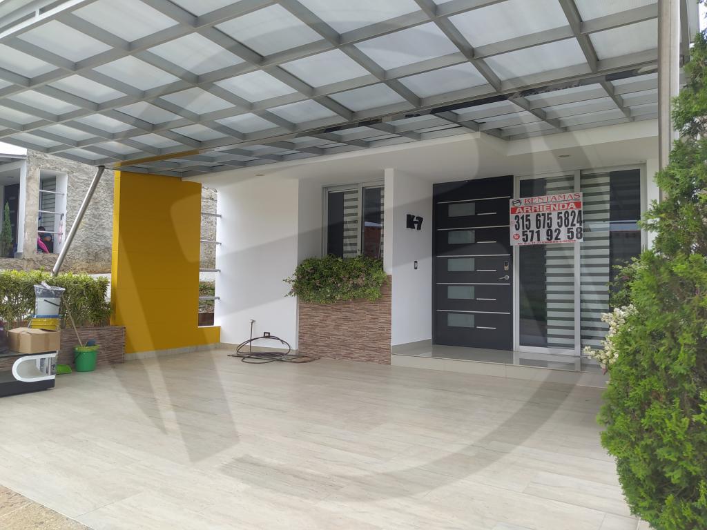 Casa EN VENTA EN Lomitas, Sierra Nevada, código: 1051304 - 0