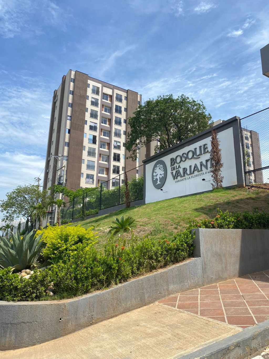 Apartamento EN VENTA EN La Floresta, código: 1088222 - 0