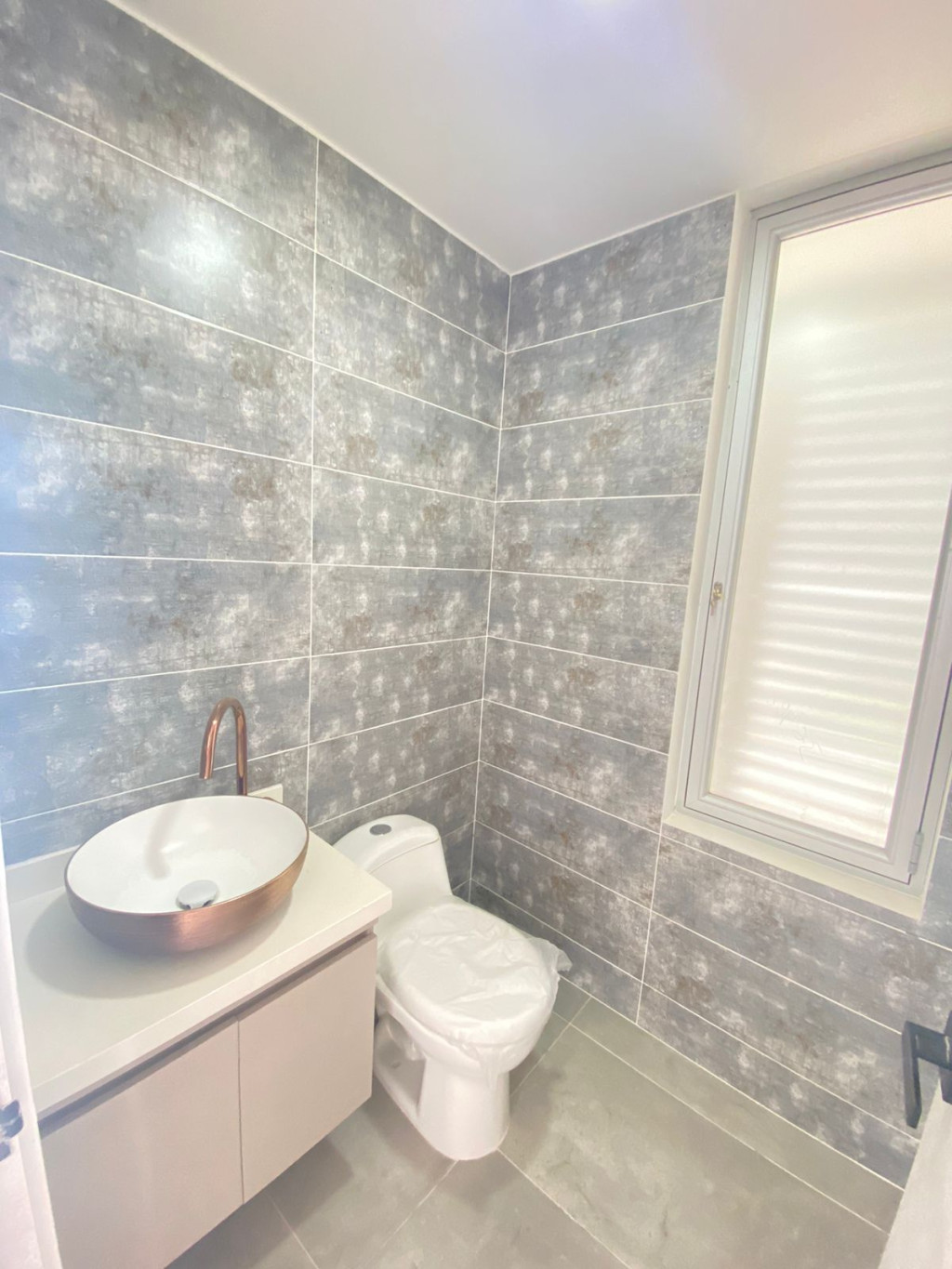 Apartamento EN VENTA EN La Floresta, código: 1069698 - 13