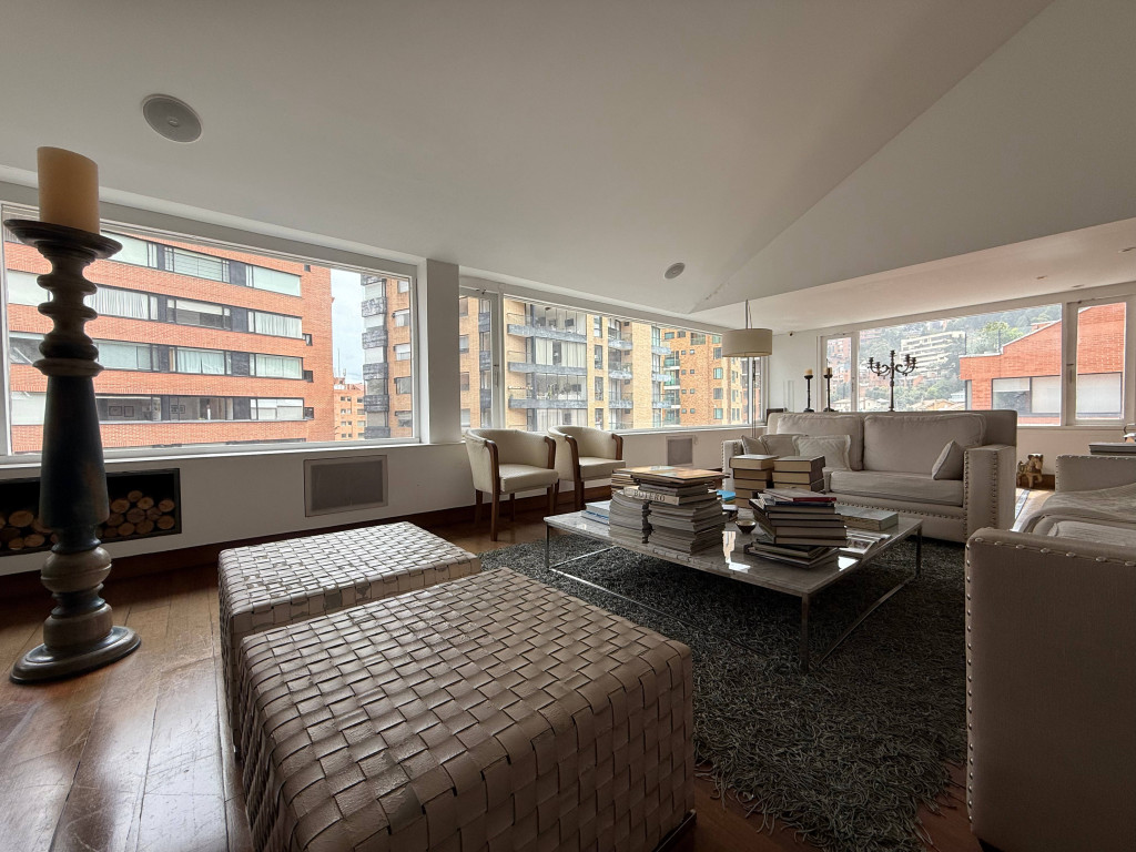 APARTAMENTO en ARRIENDO/VENTA