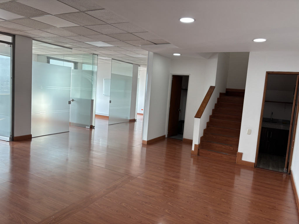 Oficina EN ARRIENDO EN Chico Norte, código: 10225113 - 1