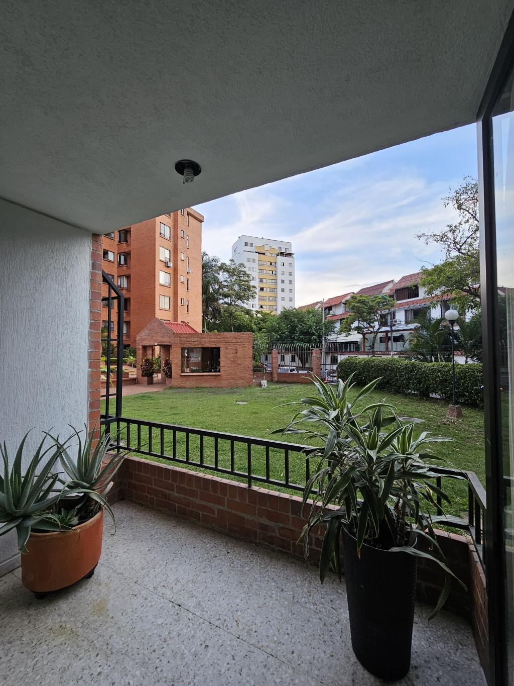 Foto Apartamento en Venta en Sur, Cali, Valle Del Cauca - $ 430.000.000 - doVCMC8781 - BienesOnLine
