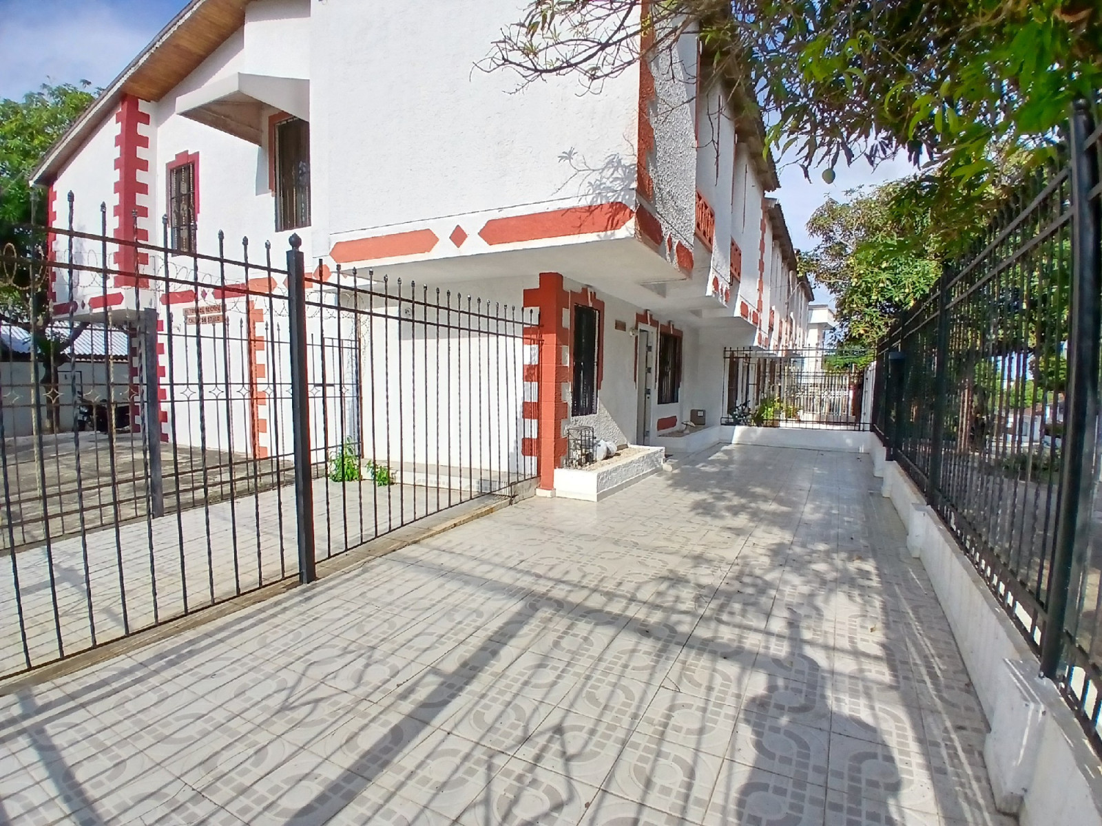 Casa EN VENTA EN El Recreo, código: 10298279 - 0