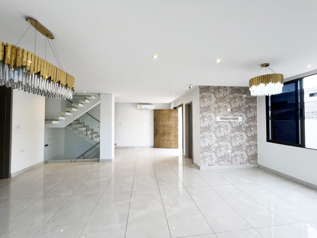 CASA Calle 79a #38-109, Ciudad Jardín, Barranquilla