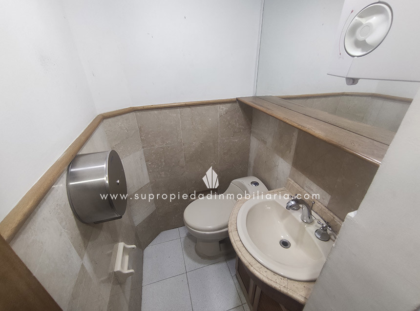 Casa-local EN ARRIENDO EN El Poblado, código: 10263210 - 12