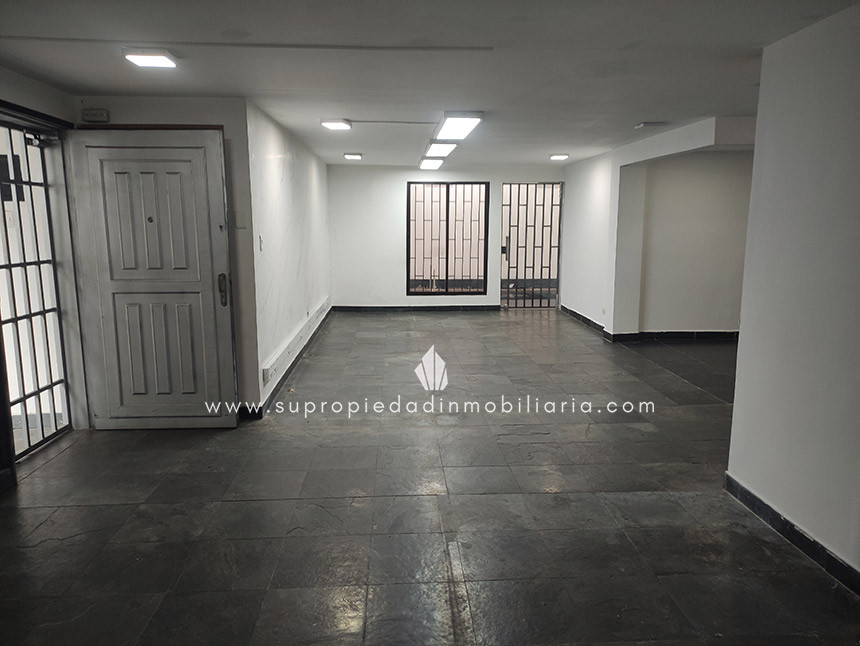 Casa-local EN ARRIENDO EN El Poblado, código: 10263210 - 2