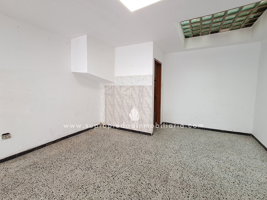 Local EN ARRIENDO EN Prado Veraniego, código: 10268512 - 4