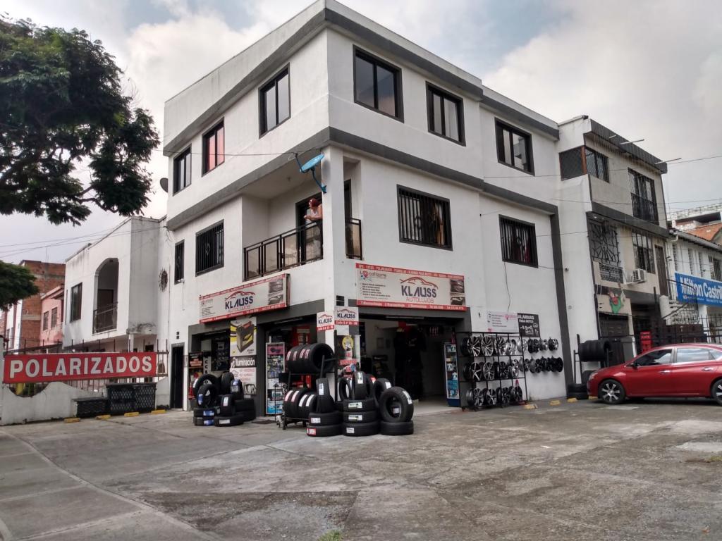 APARTAMENTO CL 8 30 10, Bretaña, Cali